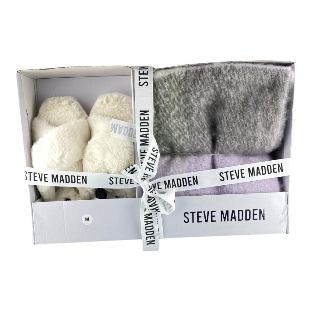 Steve Madden Women's Oversized Color Block Fringe Scarf & Fluffy Slipper Set M - Picture 1 of 5